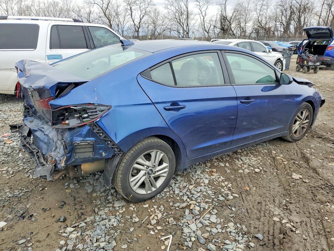 2020 HYUNDAI ELANTRA SEL photo 3