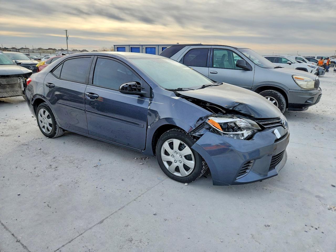 2016 TOYOTA COROLLA L photo 4