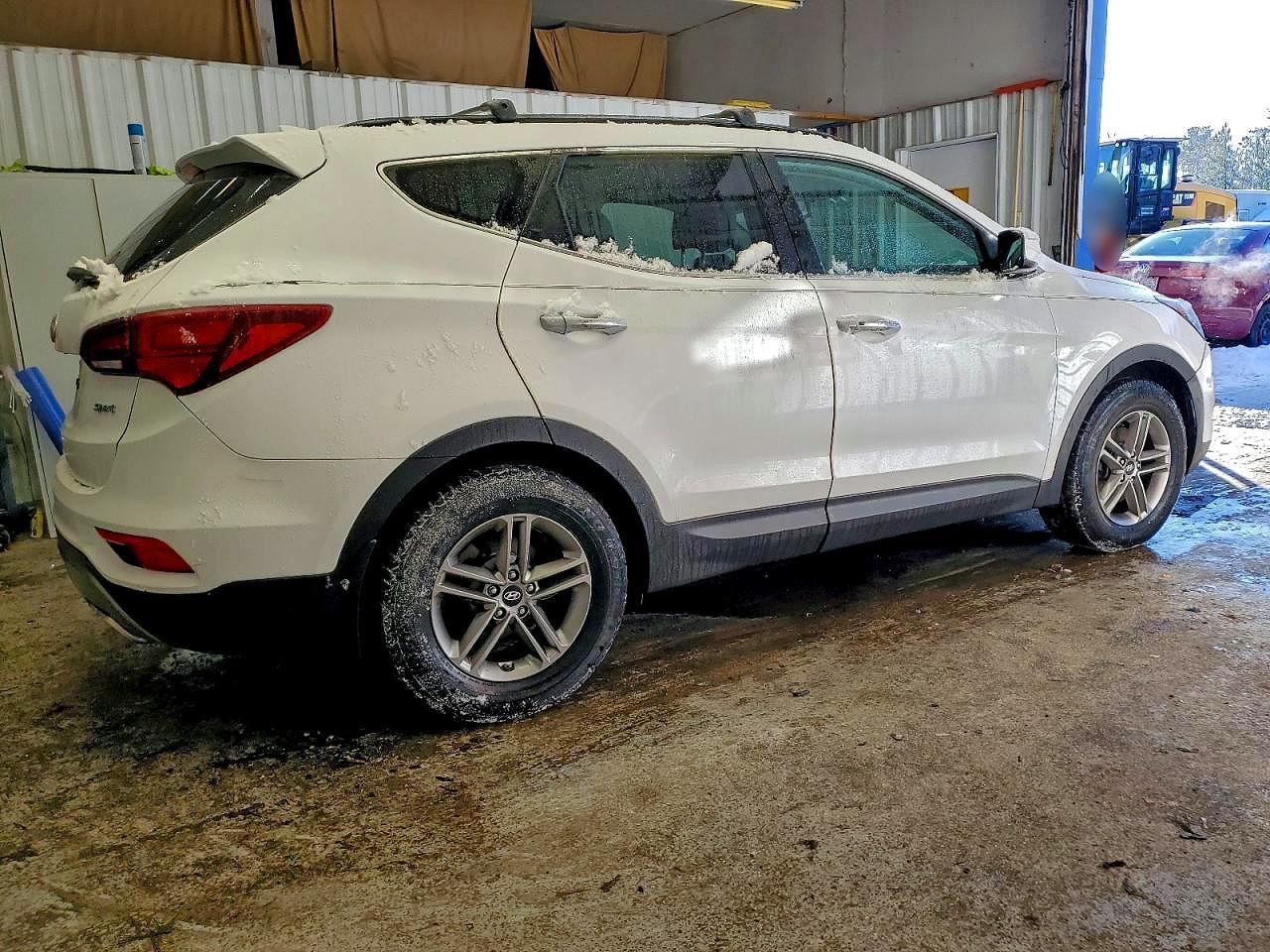 2018 HYUNDAI SANTA FE SPORT photo 3