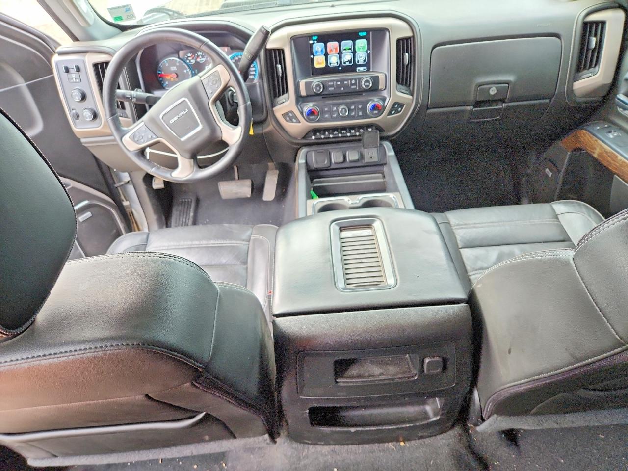 2019 GMC SIERRA K2500 DENALI photo 8