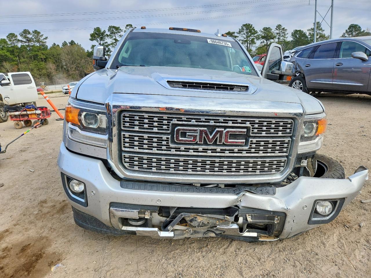 2019 GMC SIERRA K2500 DENALI photo 5