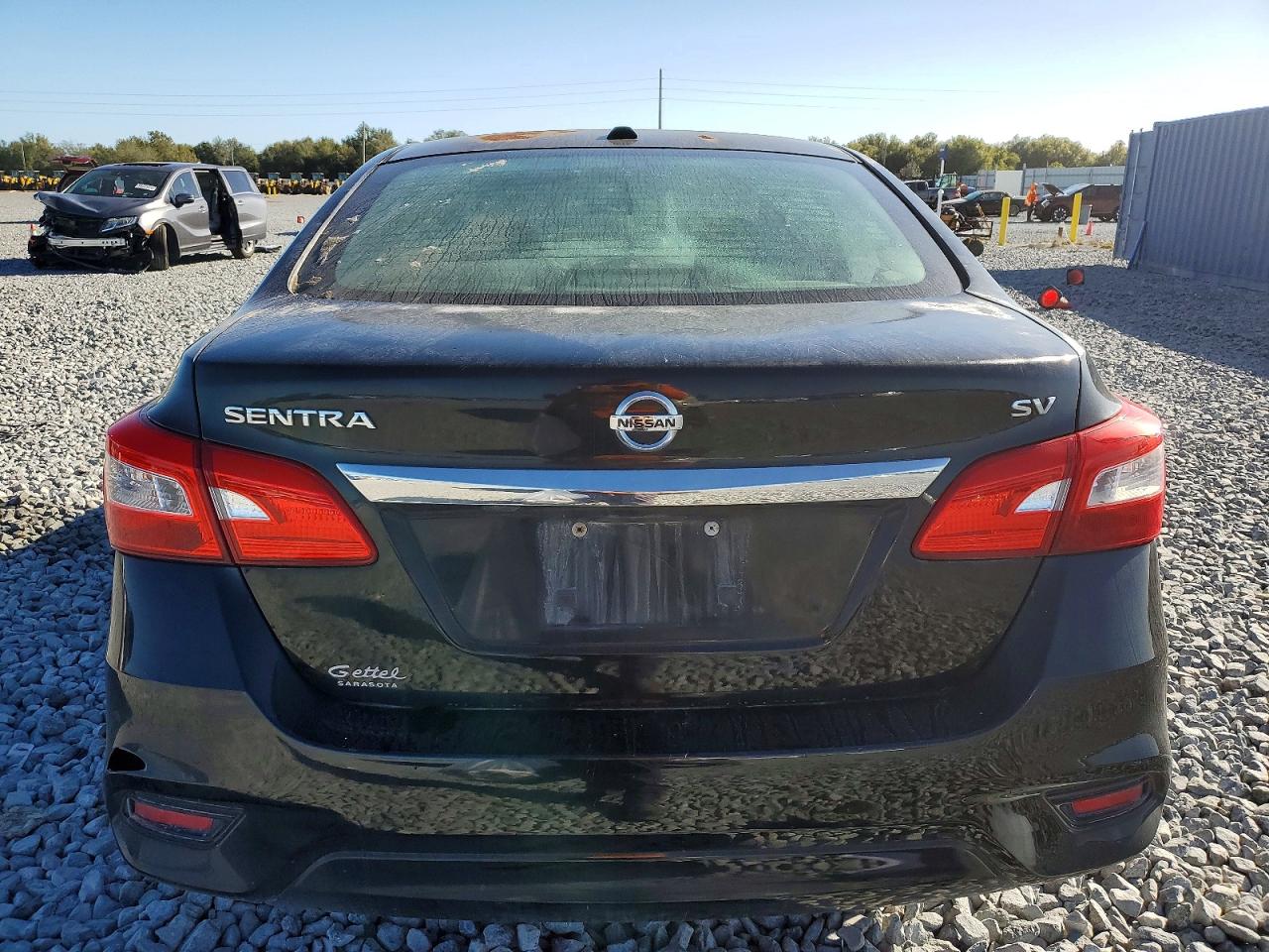 2017 NISSAN SENTRA S photo 6