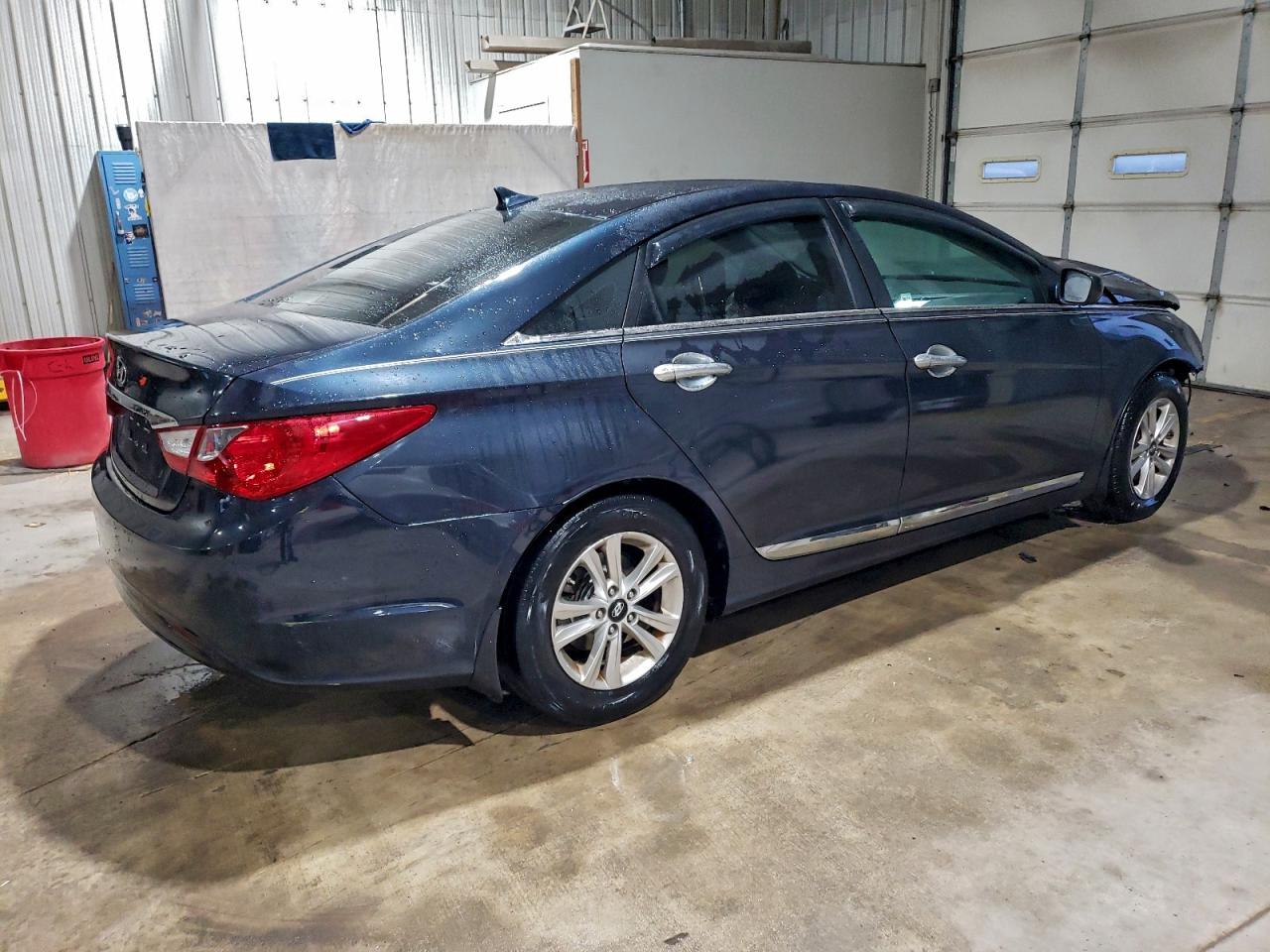 2011 HYUNDAI SONATA GLS photo 3
