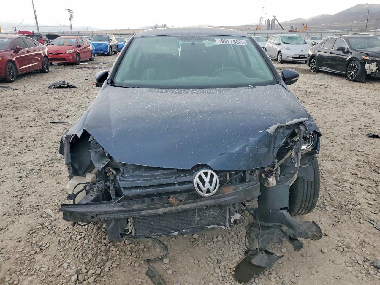 2011 VOLKSWAGEN GOLF photo 5