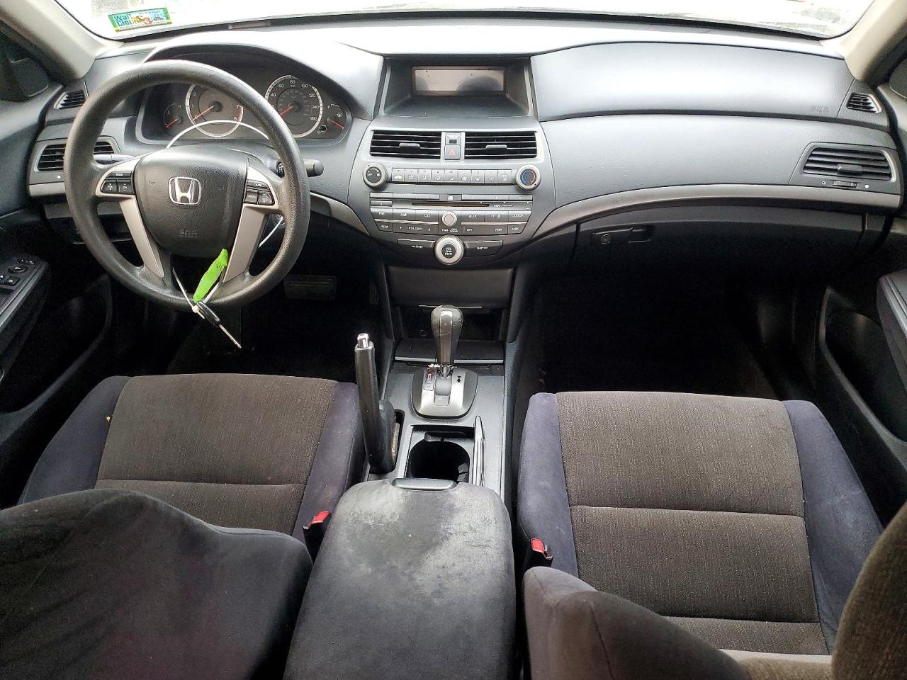 2009 HONDA ACCORD LX photo 8