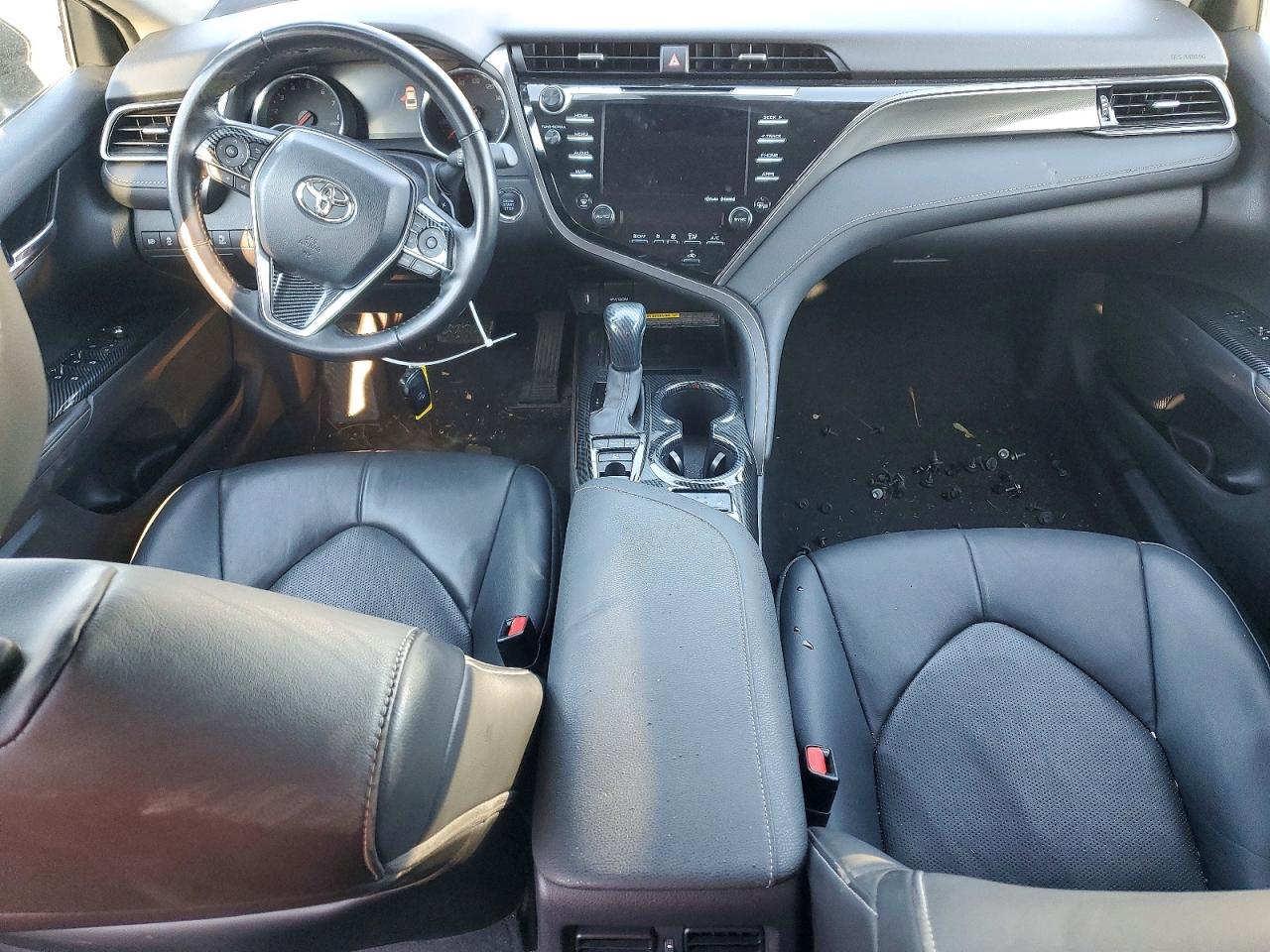 2020 TOYOTA CAMRY XSE photo 8