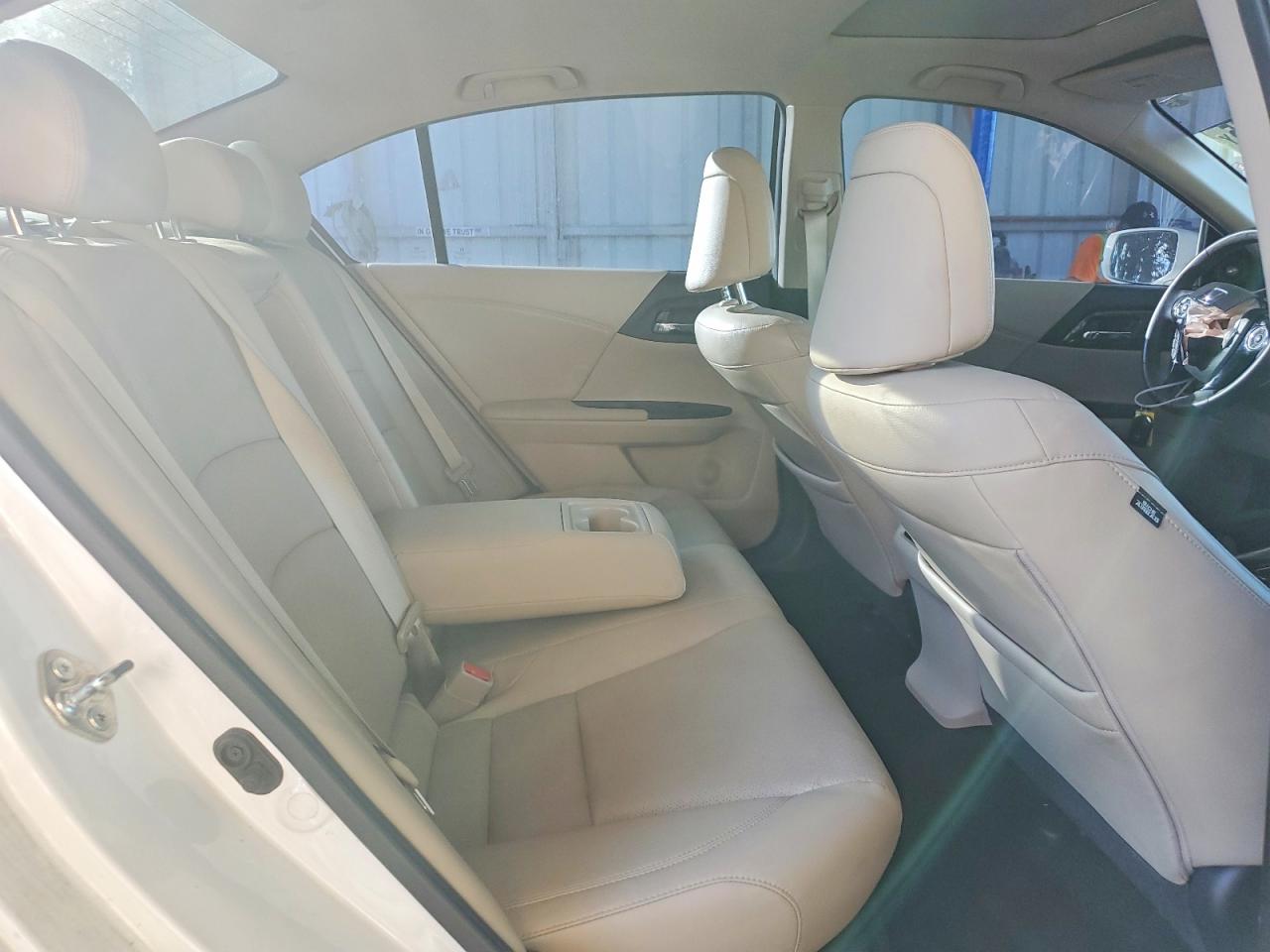 2016 HONDA ACCORD EXL photo 10