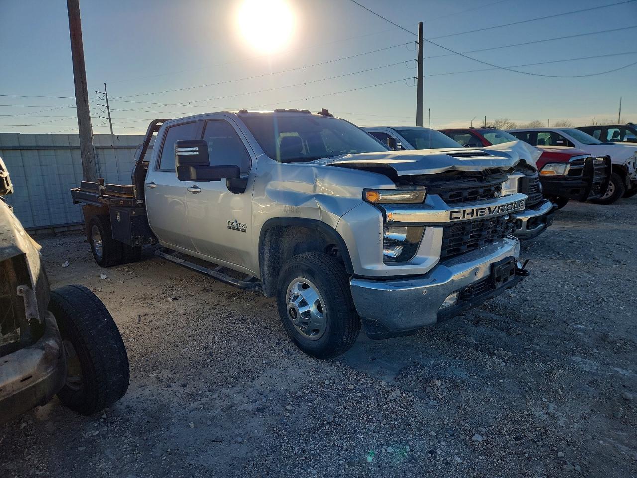 2021 CHEVROLET SILVERADO K3500 LT photo 4