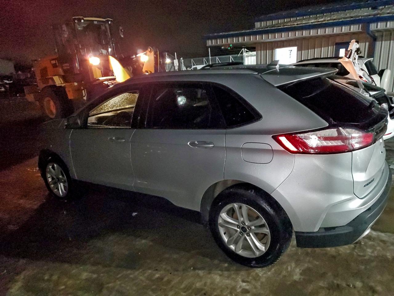2019 FORD EDGE SEL photo 2