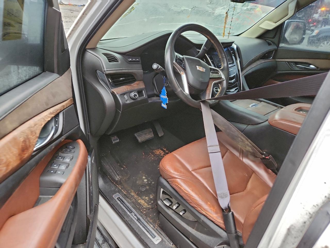 2016 CADILLAC ESCALADE ESV LUXURY photo 8
