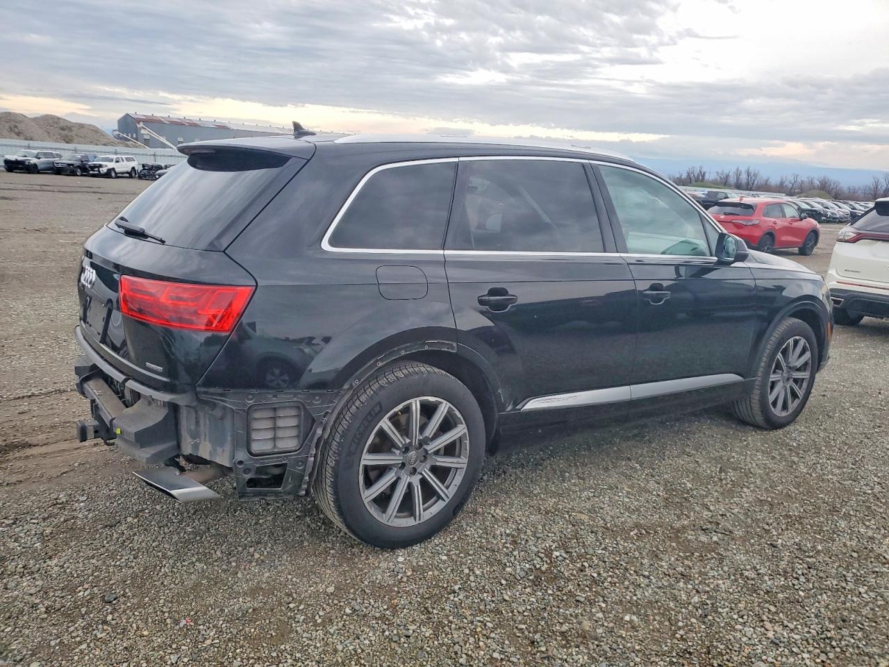 2018 AUDI Q7 PREMIUM photo 3