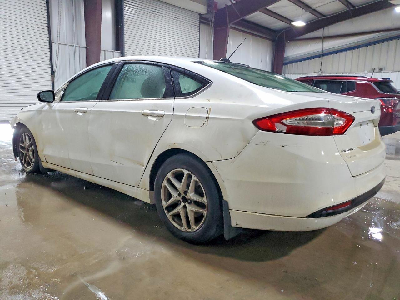 2013 FORD FUSION SE photo 2