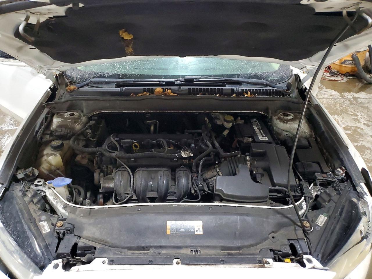 2013 FORD FUSION SE photo 11