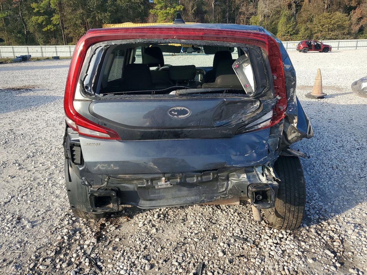 2020 KIA SOUL LX photo 6