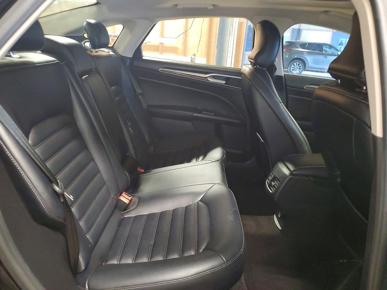 2019 FORD FUSION SEL photo 19