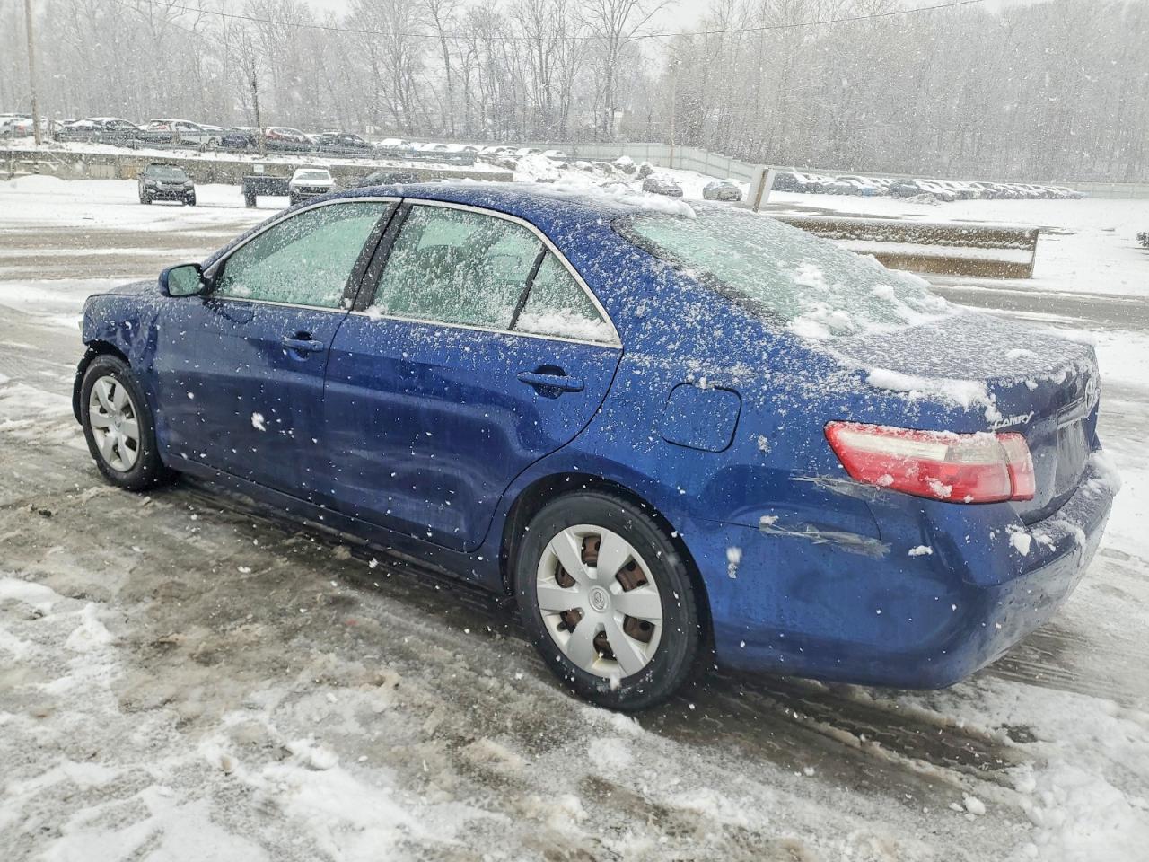 2009 TOYOTA CAMRY BASE photo 3