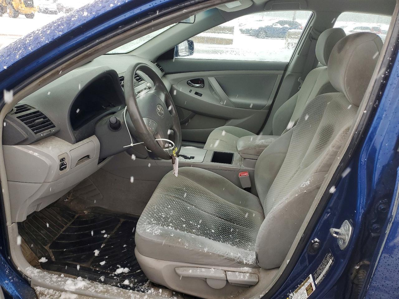 2009 TOYOTA CAMRY BASE photo 13