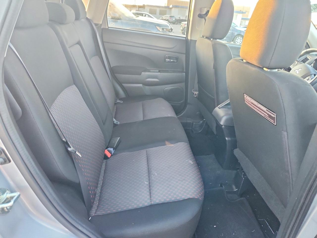 2017 MITSUBISHI OUTLANDER SPORT ES photo 21