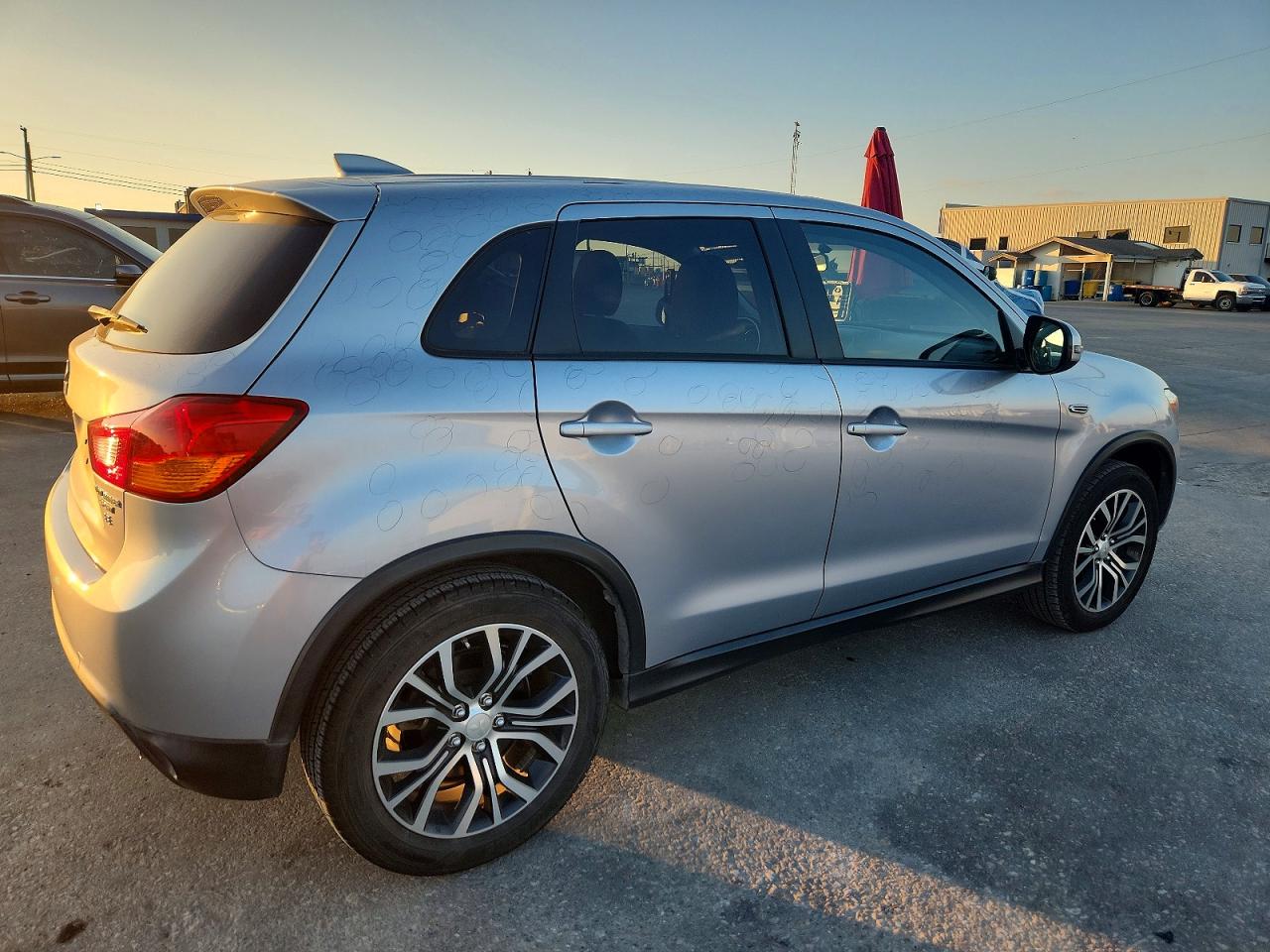 2017 MITSUBISHI OUTLANDER SPORT ES photo 5