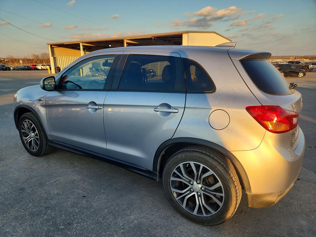 2017 MITSUBISHI OUTLANDER SPORT ES photo 3
