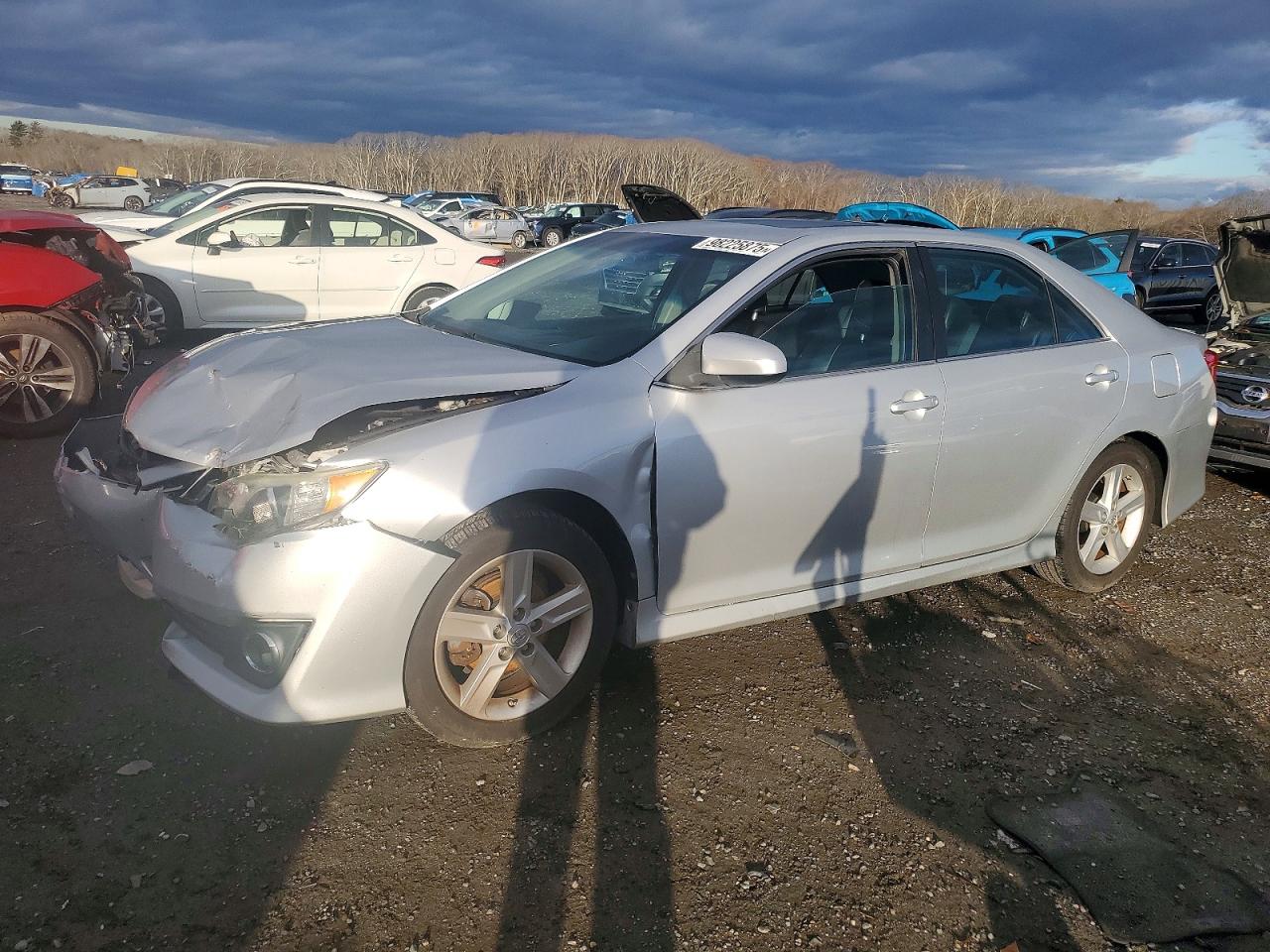 2014 TOYOTA CAMRY