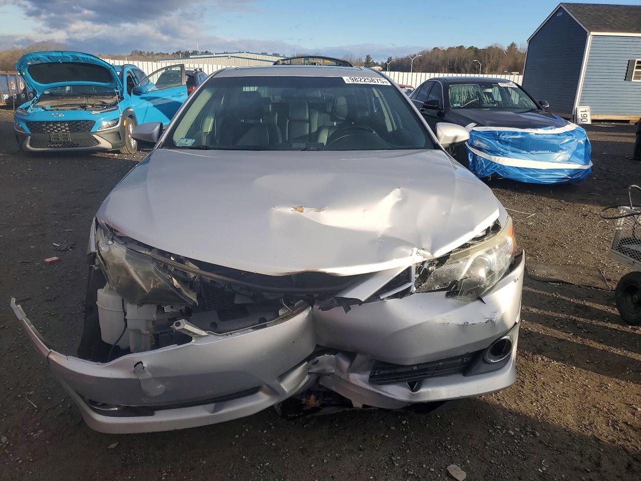 2014 TOYOTA CAMRY L photo 5