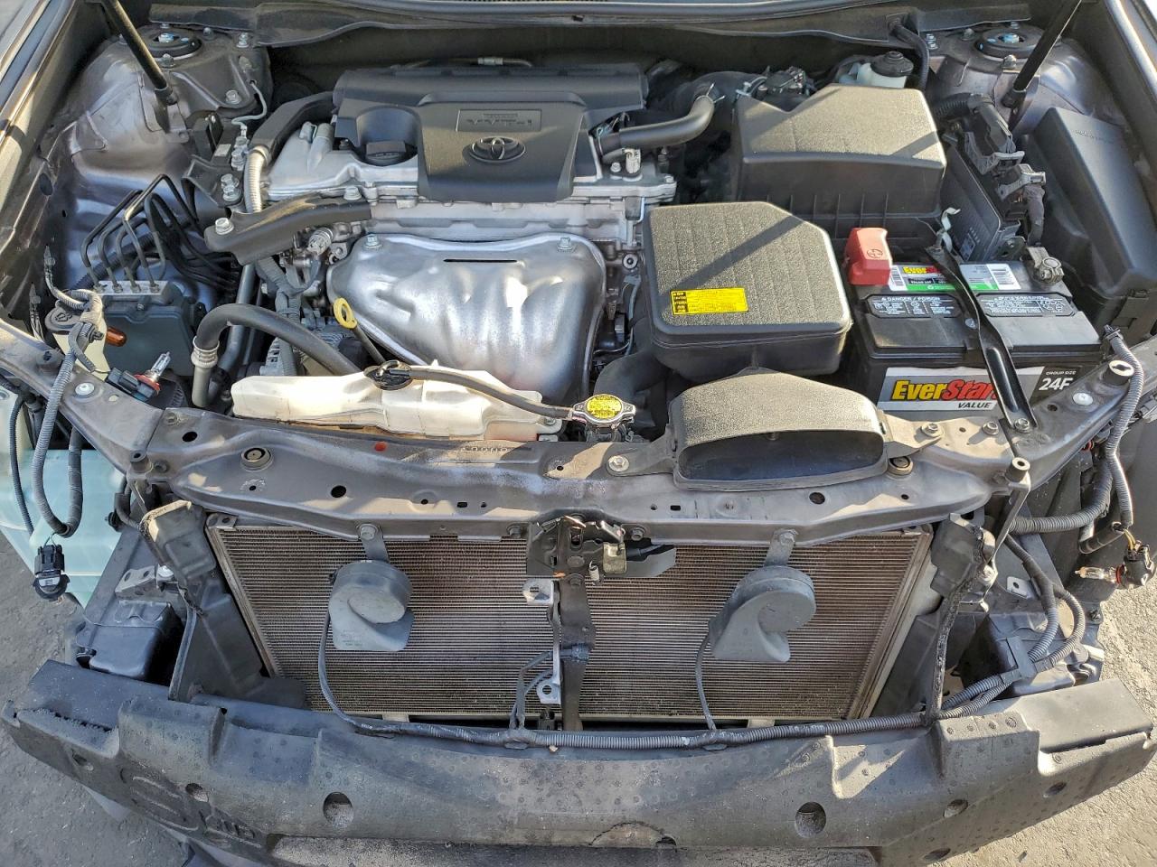 2013 TOYOTA CAMRY L photo 11