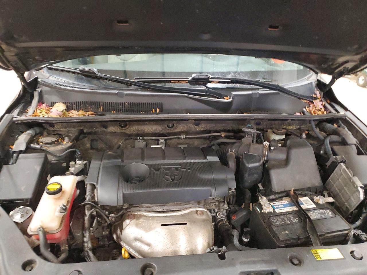 2012 TOYOTA RAV4 photo 12