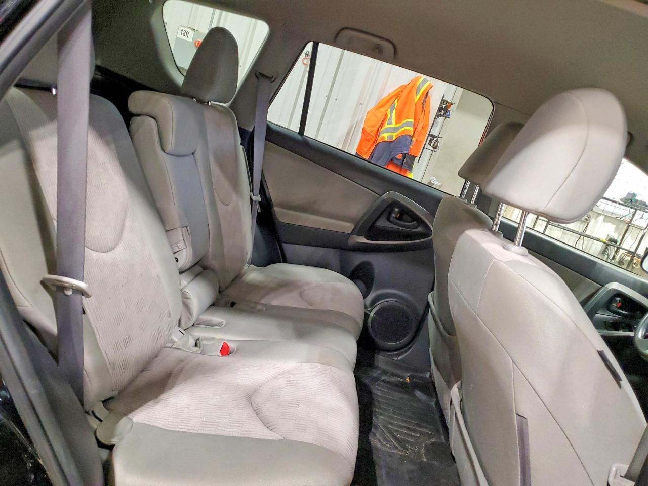 2012 TOYOTA RAV4 photo 11