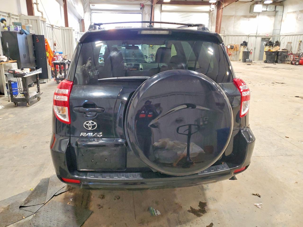2012 TOYOTA RAV4 photo 6