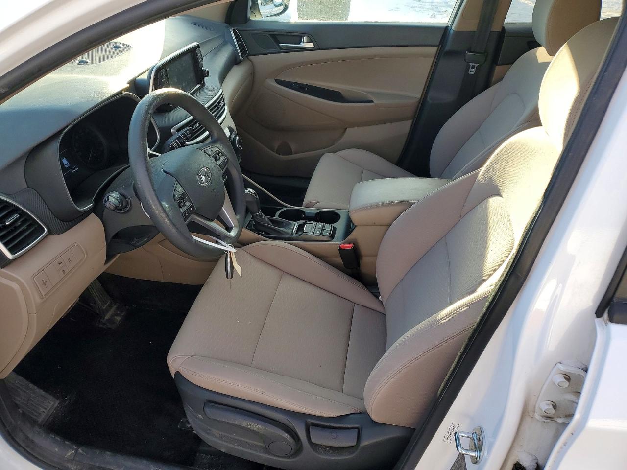 2021 HYUNDAI TUCSON SE photo 7