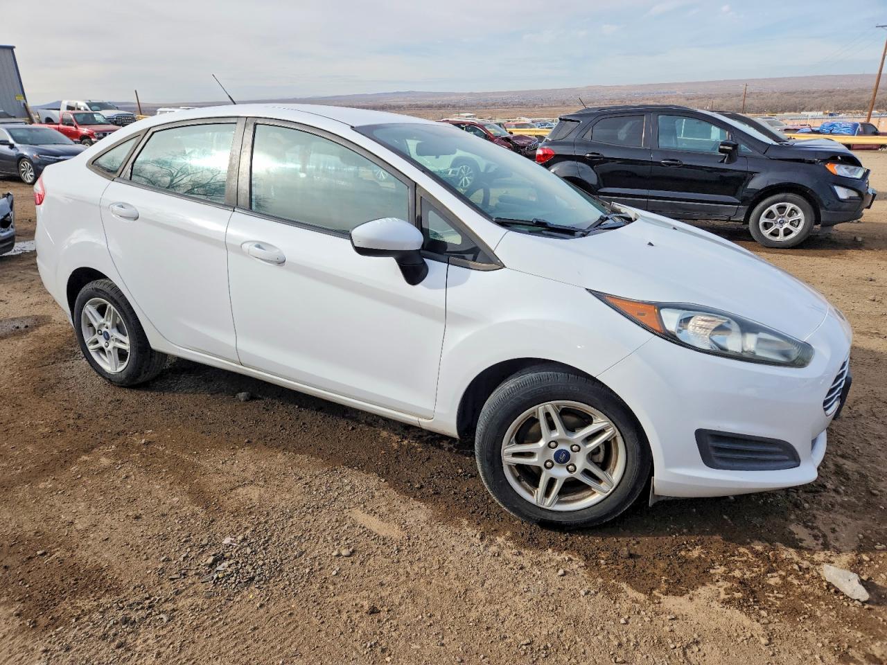 2019 FORD FIESTA SE photo 4