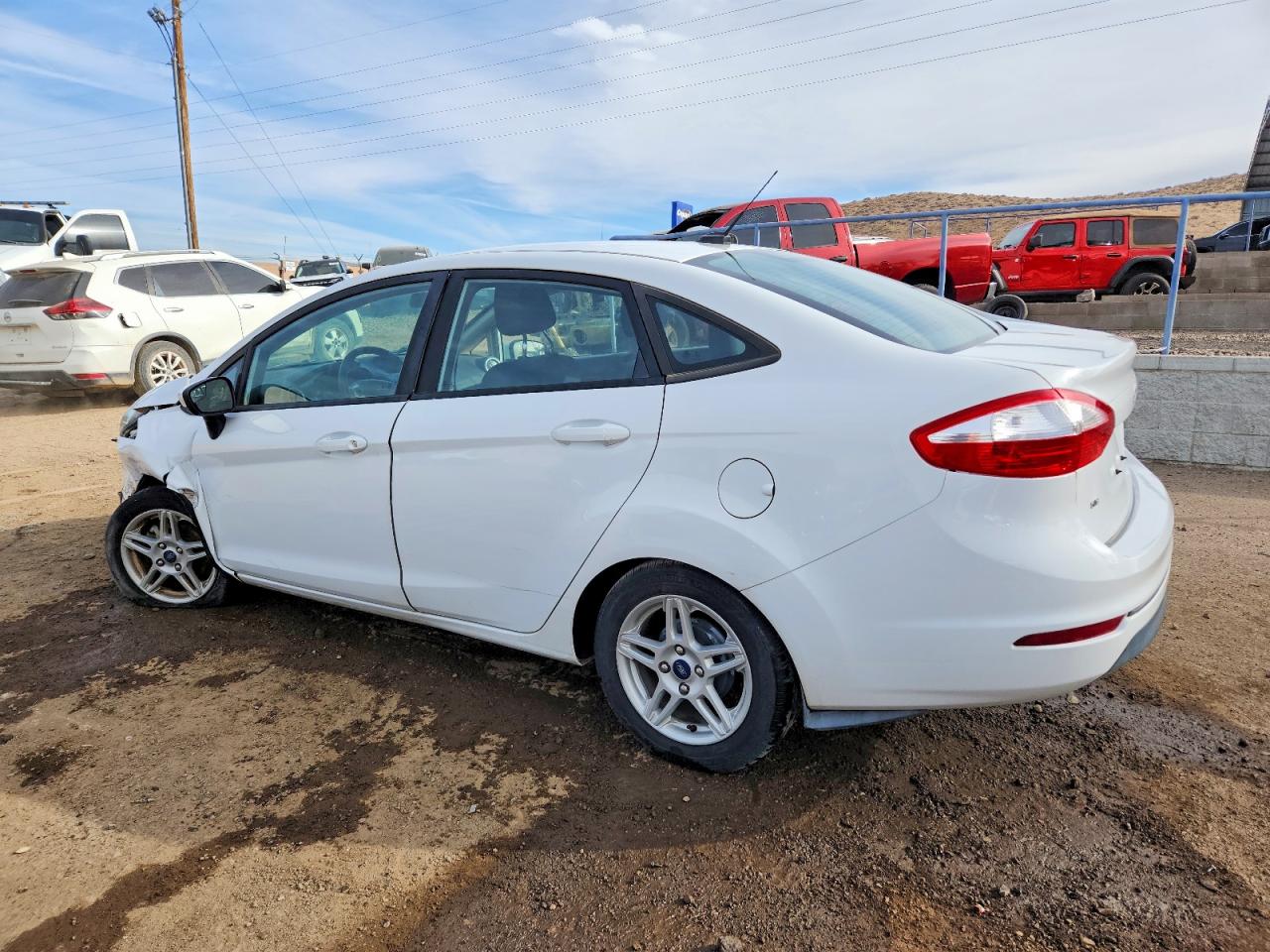 2019 FORD FIESTA SE photo 2