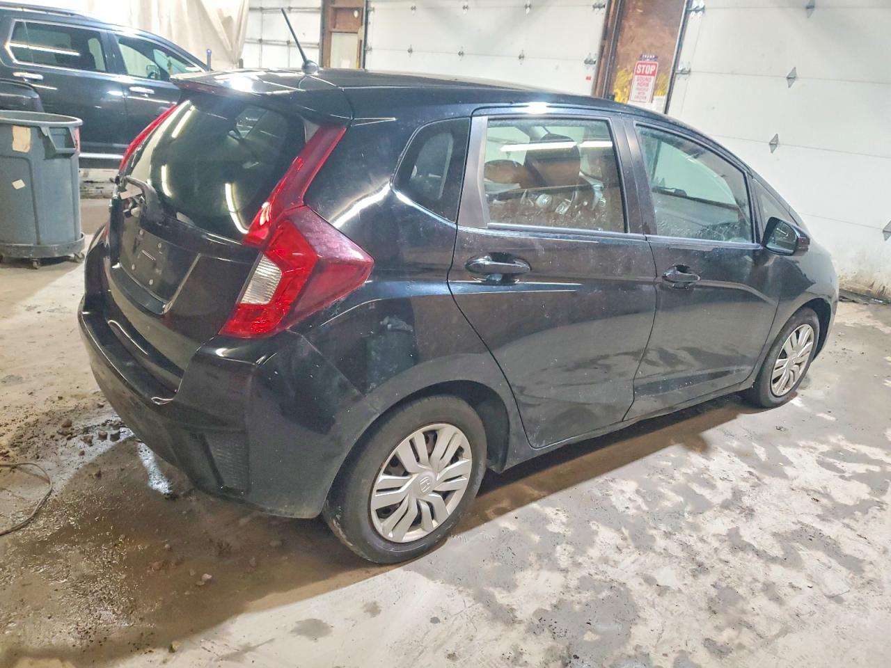 2016 HONDA FIT LX photo 3