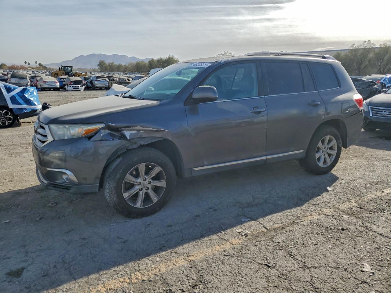 2011 TOYOTA HIGHLANDER