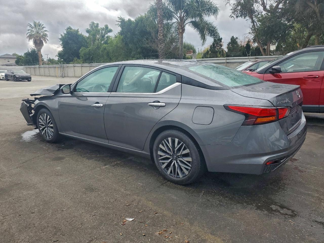 2025 NISSAN ALTIMA SV photo 2