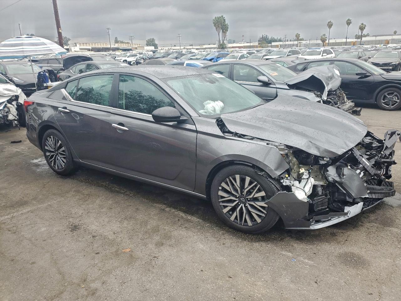 2025 NISSAN ALTIMA SV photo 4