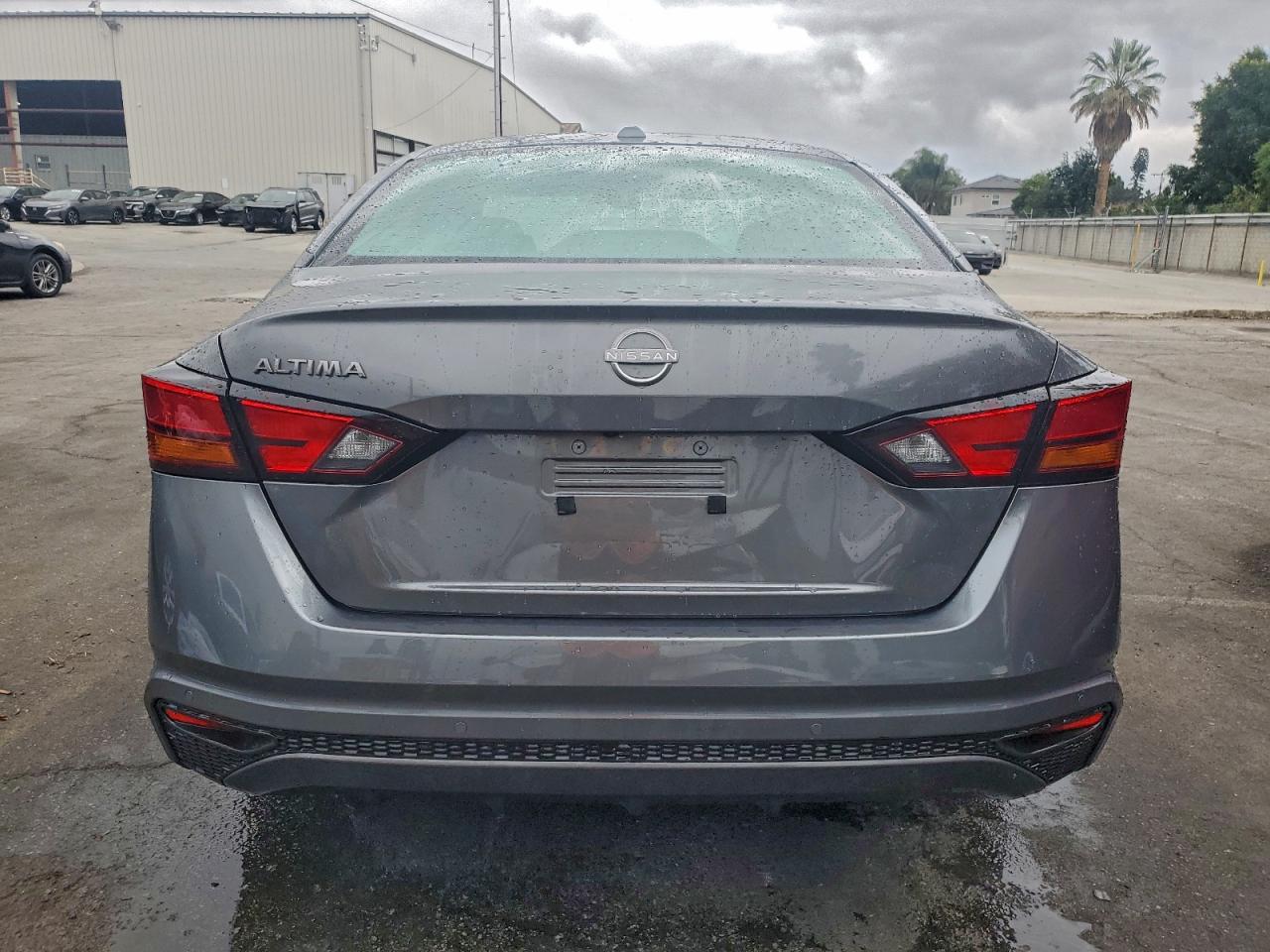 2025 NISSAN ALTIMA SV photo 6