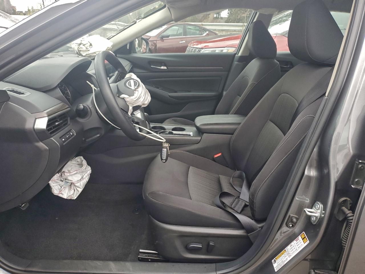 2025 NISSAN ALTIMA SV photo 7