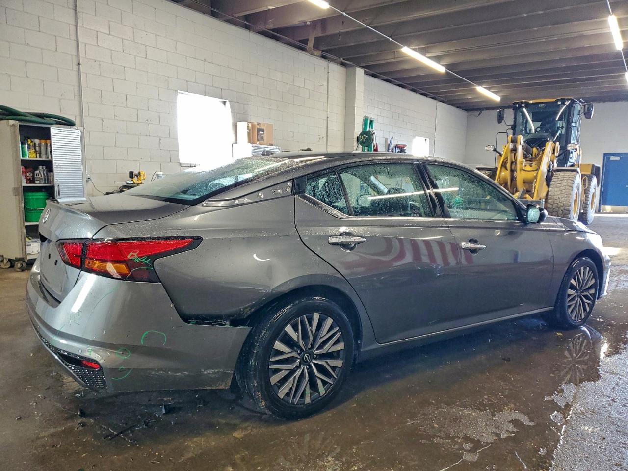 2025 NISSAN ALTIMA SV photo 3