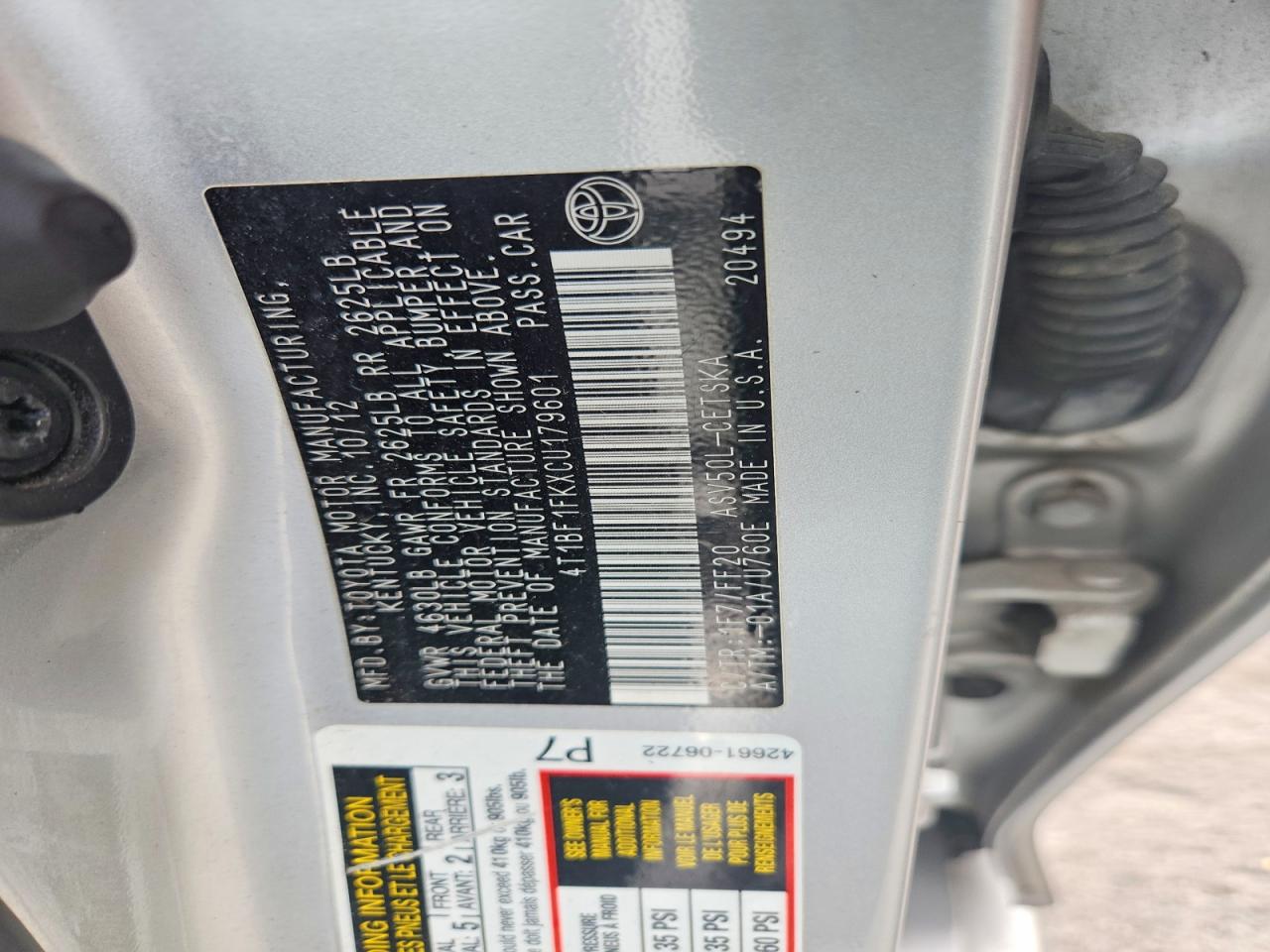 2012 TOYOTA CAMRY SE photo 12