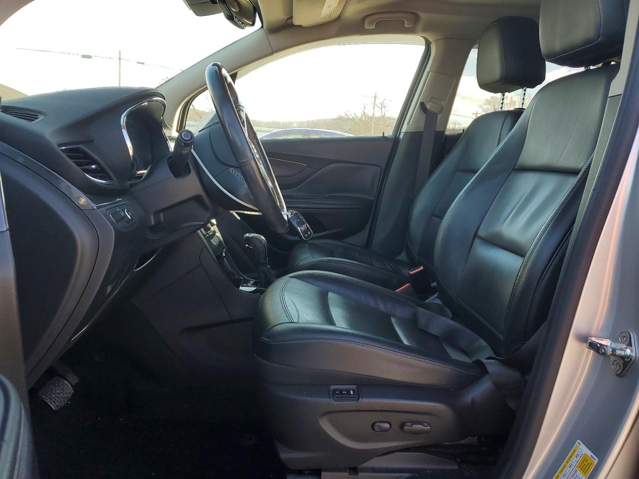 2019 BUICK ENCORE ESSENCE photo 13