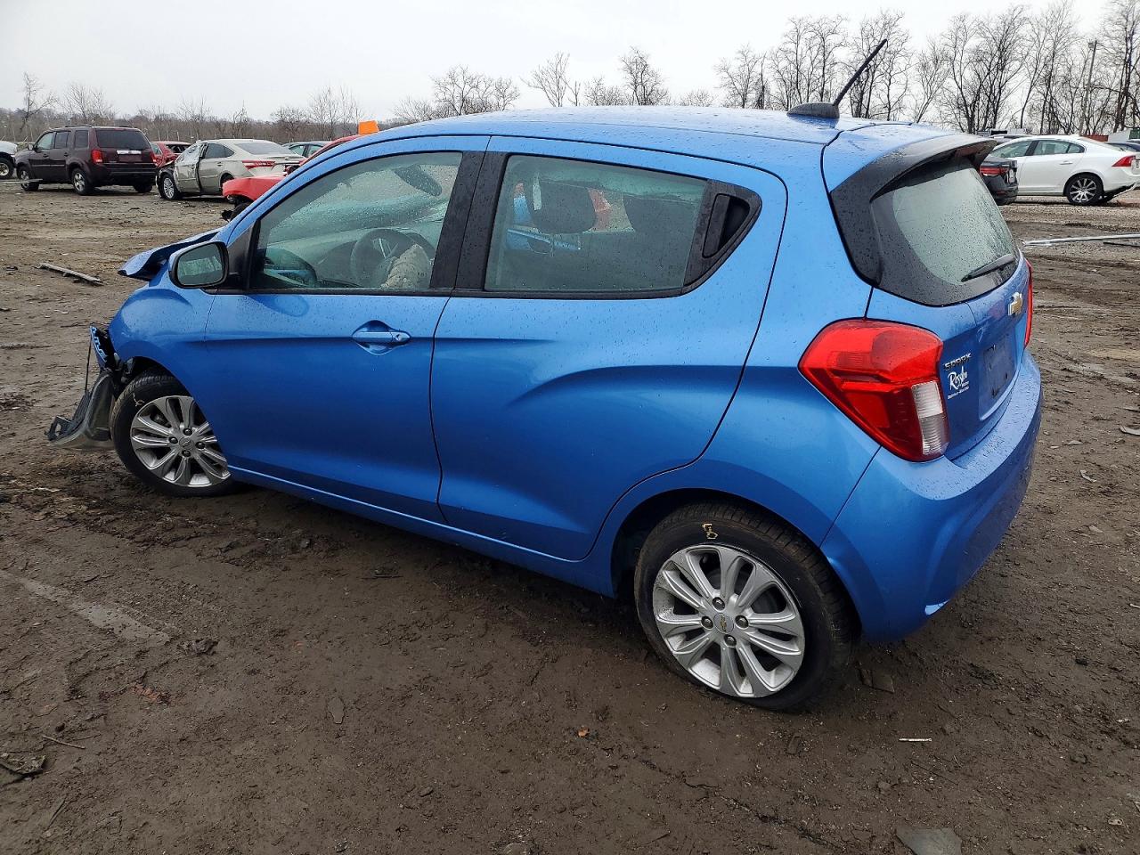 2017 CHEVROLET SPARK 1LT photo 2