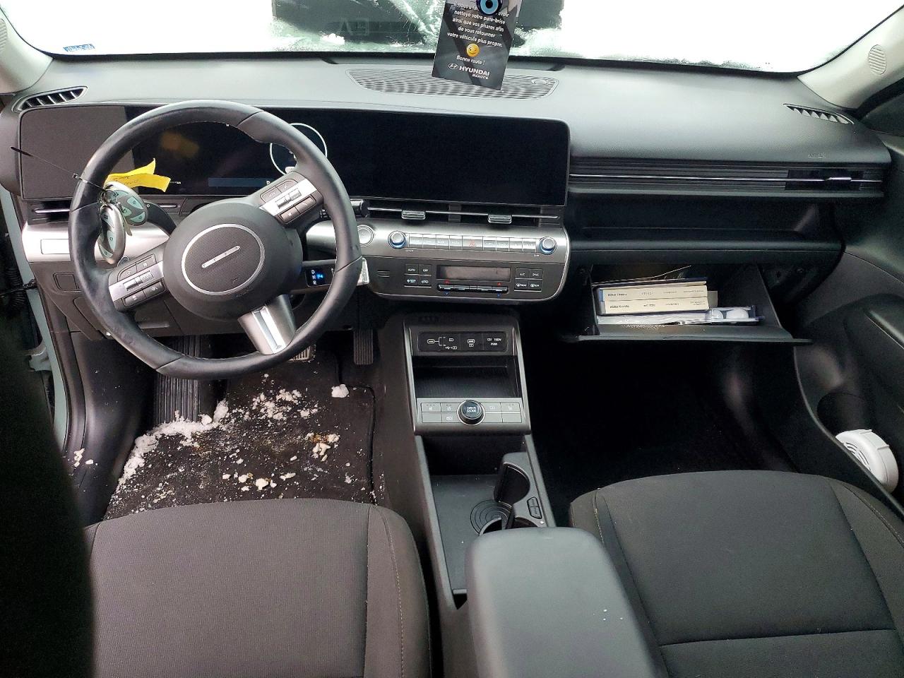 2025 HYUNDAI KONA SEL photo 8