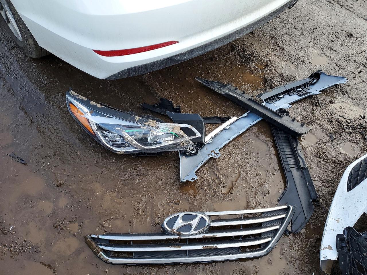2016 HYUNDAI SONATA SE photo 12