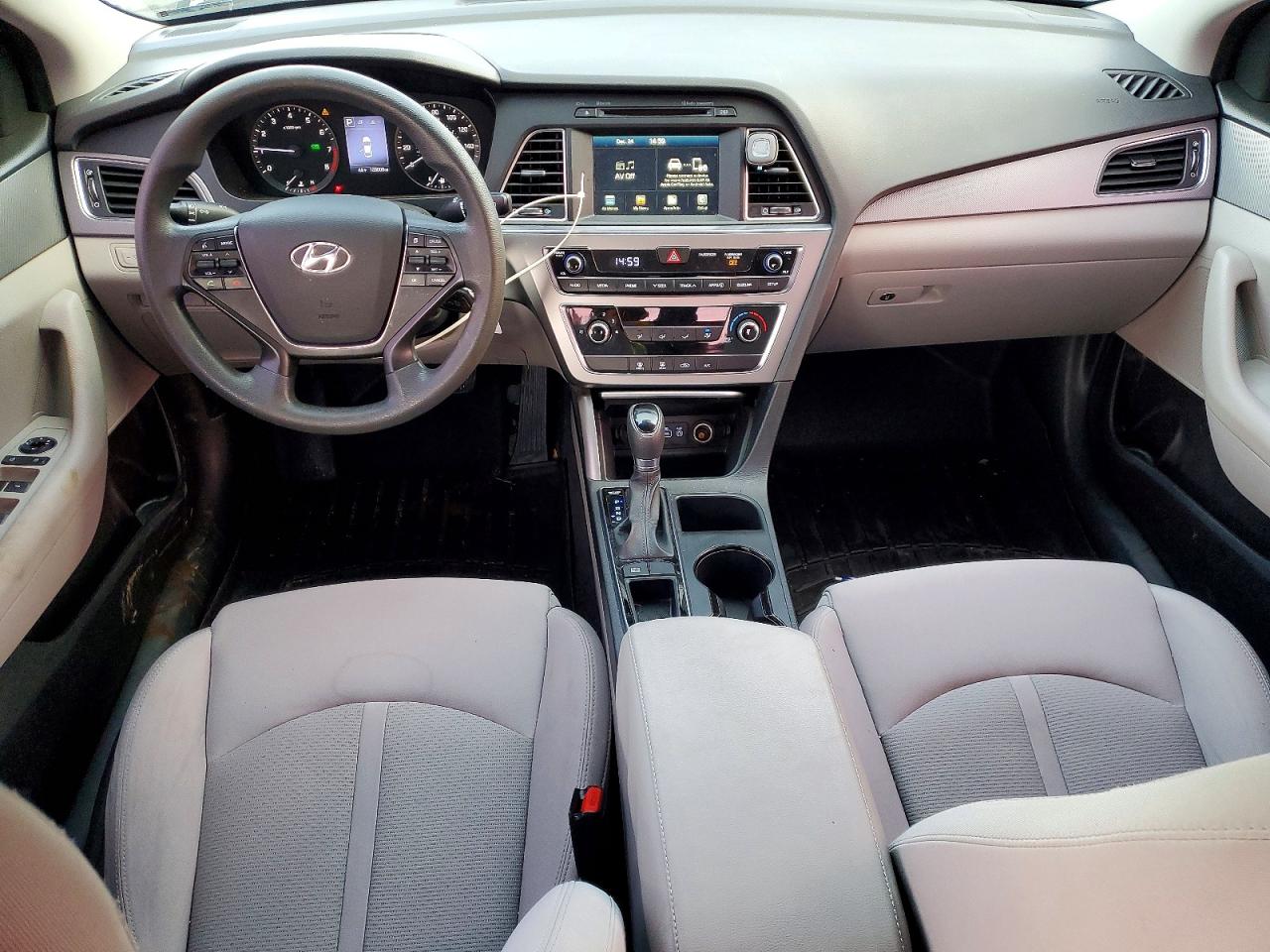 2016 HYUNDAI SONATA SE photo 8