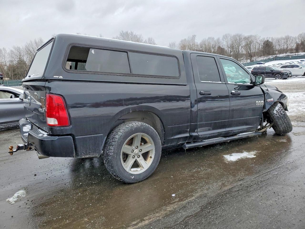 2016 RAM 1500 ST photo 3