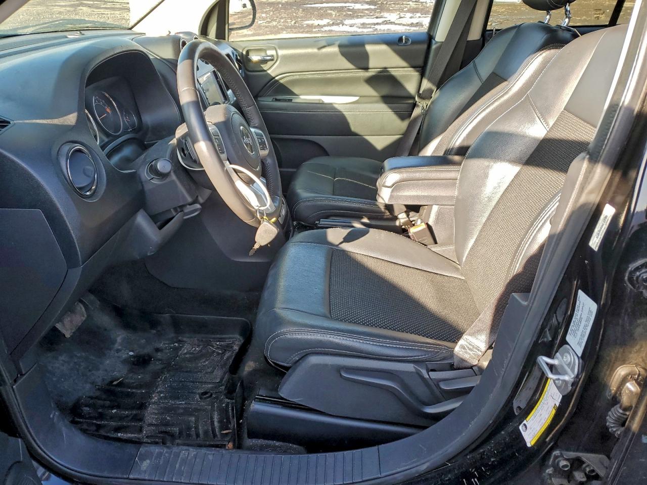 2017 JEEP COMPASS LATITUDE photo 7