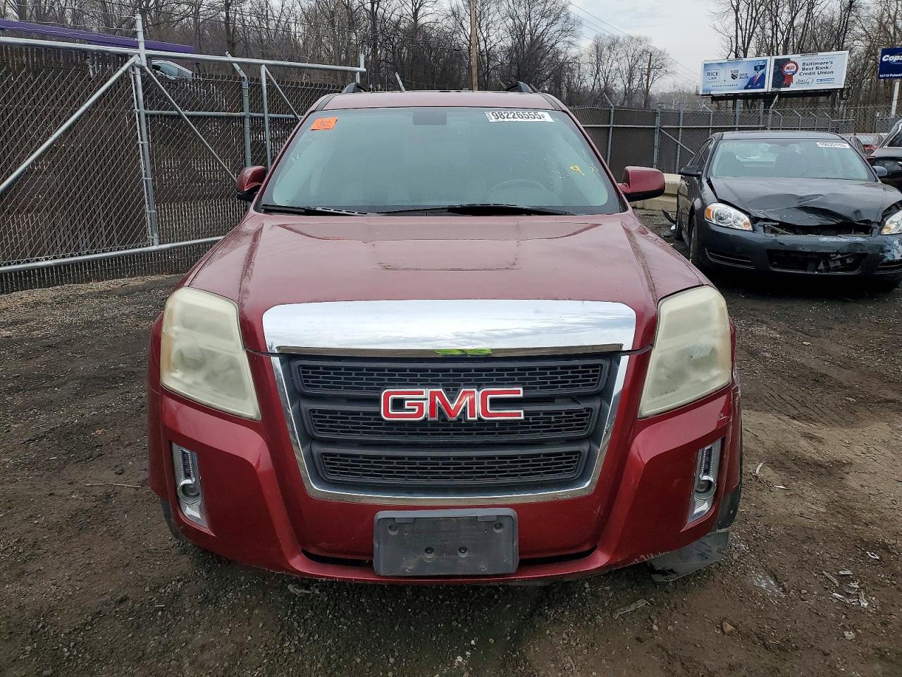 2011 GMC TERRAIN SLE photo 5