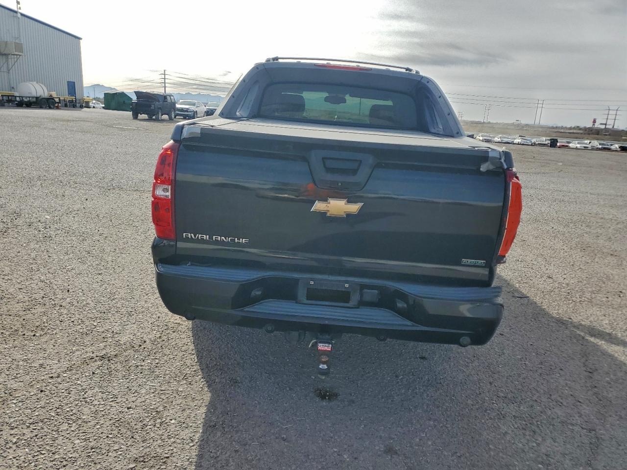 2011 CHEVROLET AVALANCHE LTZ photo 14